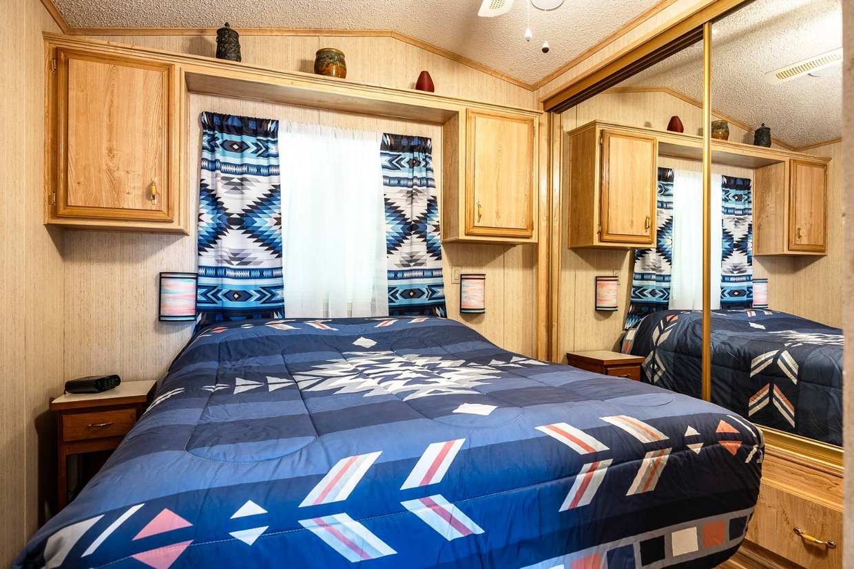 𝟏𝟔𝟔𝟖𝟎 𝐖 𝐕𝐚𝐥 𝐕𝐢𝐬𝐭𝐚 𝐁𝐥𝐯𝐝 𝐂𝐚𝐬𝐚 𝐆𝐫𝐚𝐧𝐝𝐞, 𝐀𝐙 𝟖𝟓𝟏𝟐𝟐